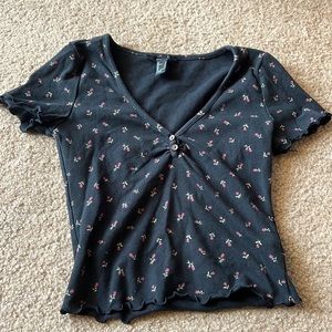 Forever 21 Cropped Rose Tee